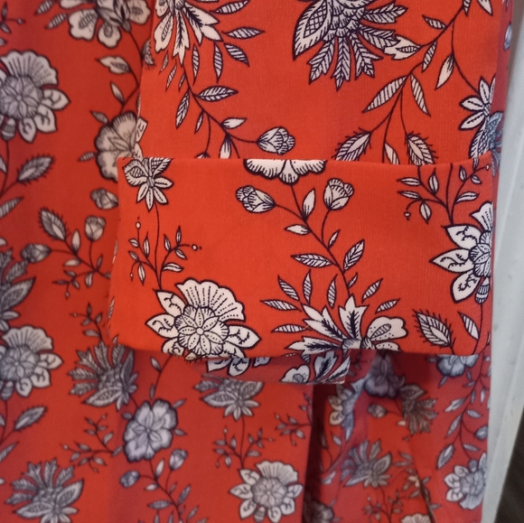 Catherine's Plus Size Floral Blouse - Picture 3 of 8